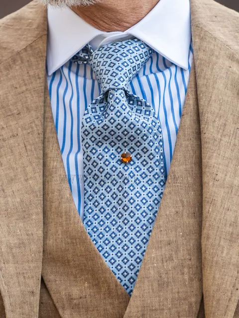 Light blue pure silk tie with micro-designs