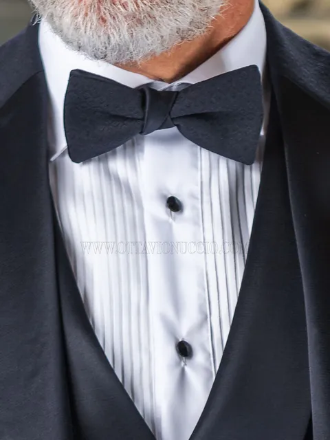 Two-tone bow tie in blue poly-viscose jacquard
