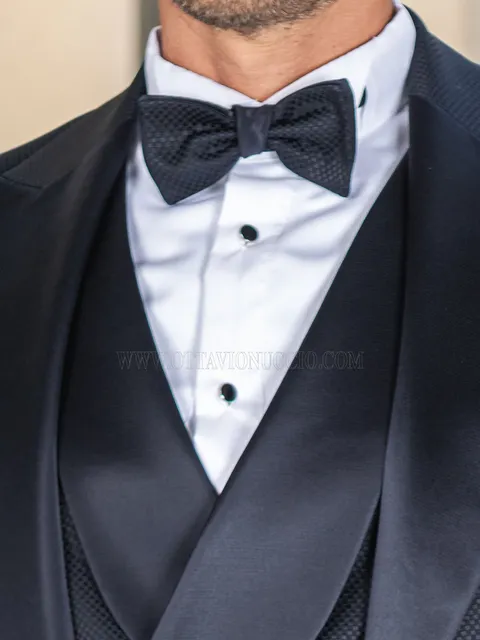Two-tone bow tie in blue wool blend