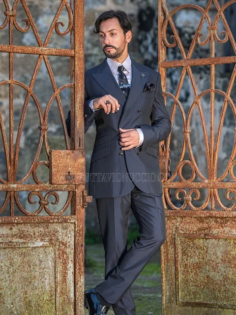 Men's modern double-breasted suit in blue