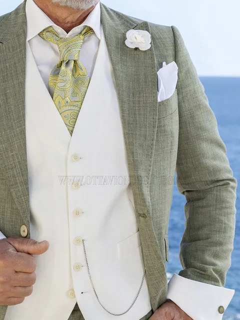 Pure linen waistcoat in ivory
