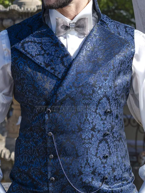 Waistcoat with vintage-style lapel in blue lamé damask fabric