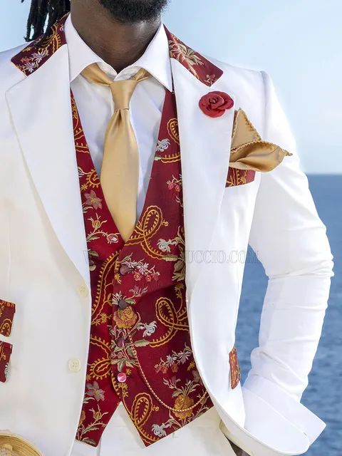 Waistcoat in embroidered pure red silk