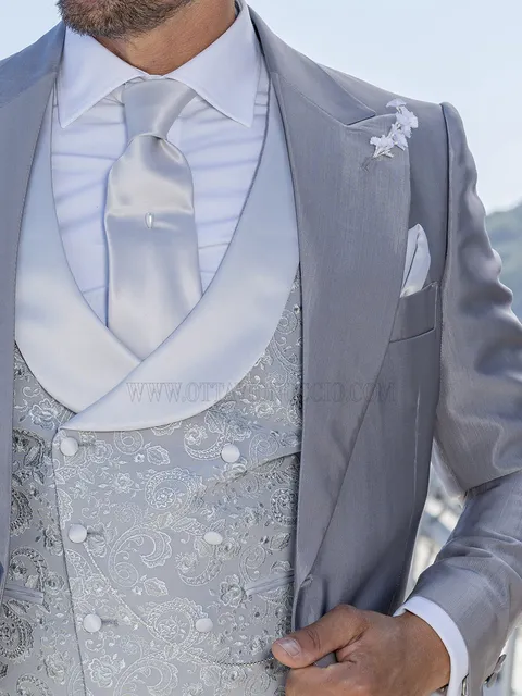 Pearl grey embroidered wool blend double-breasted shawl collar waistcoat