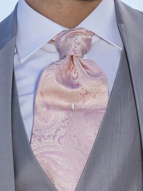 Cravat and Handkerchief in pink paisley silk