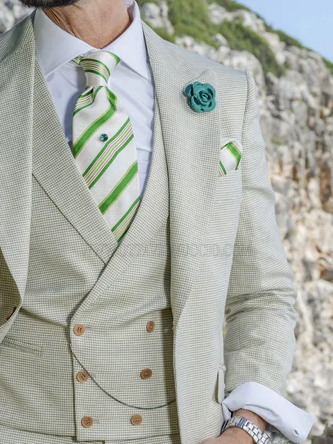 Double-breasted waistcoat in cotton-linen fabric with beige ground and green Houndstooth