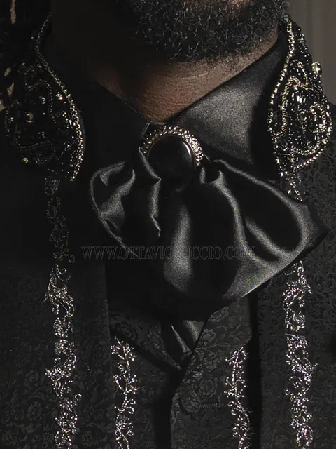 Knotted ascot tie and handkerchief in black satin