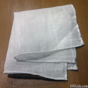 Fazzoletto in lino bianco 6ab25be88739ea64