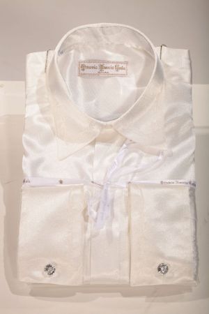 Natural white satin shirt with pearl floral embroidery d927931bf3143841