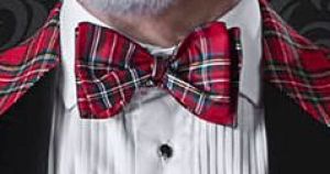 Papillon d' annodare disegno tartan in seta. 8b00ea9636acb021