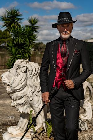 Gothic Steampunk Stil schwarze slim fit Anzug mit Totenkopf