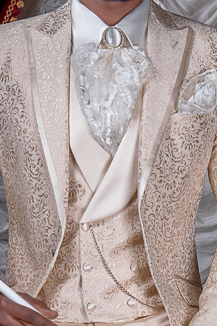 Beige brocade italian groom suit for luxury baroque style weddings -  Ottavio Nuccio Gala